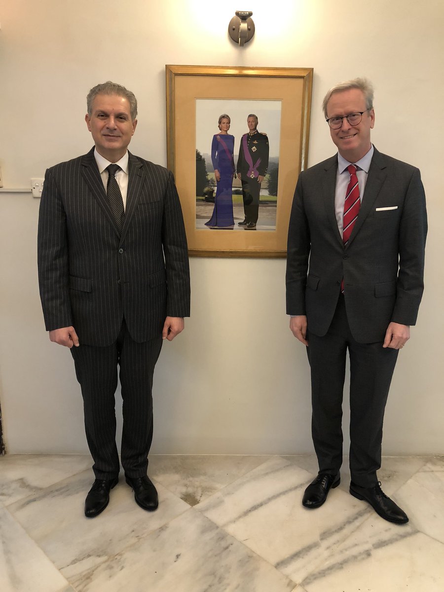 A great pleasure to pay a courtesy call on a seasoned and refined diplomat, H.E. Charles Delogne, the Belgian Ambassador to Pakistan, we had a rich discussion on contemporary issues and developments 🇯🇴🇧🇪 @JorEmbIslamabad @BelgiumISB