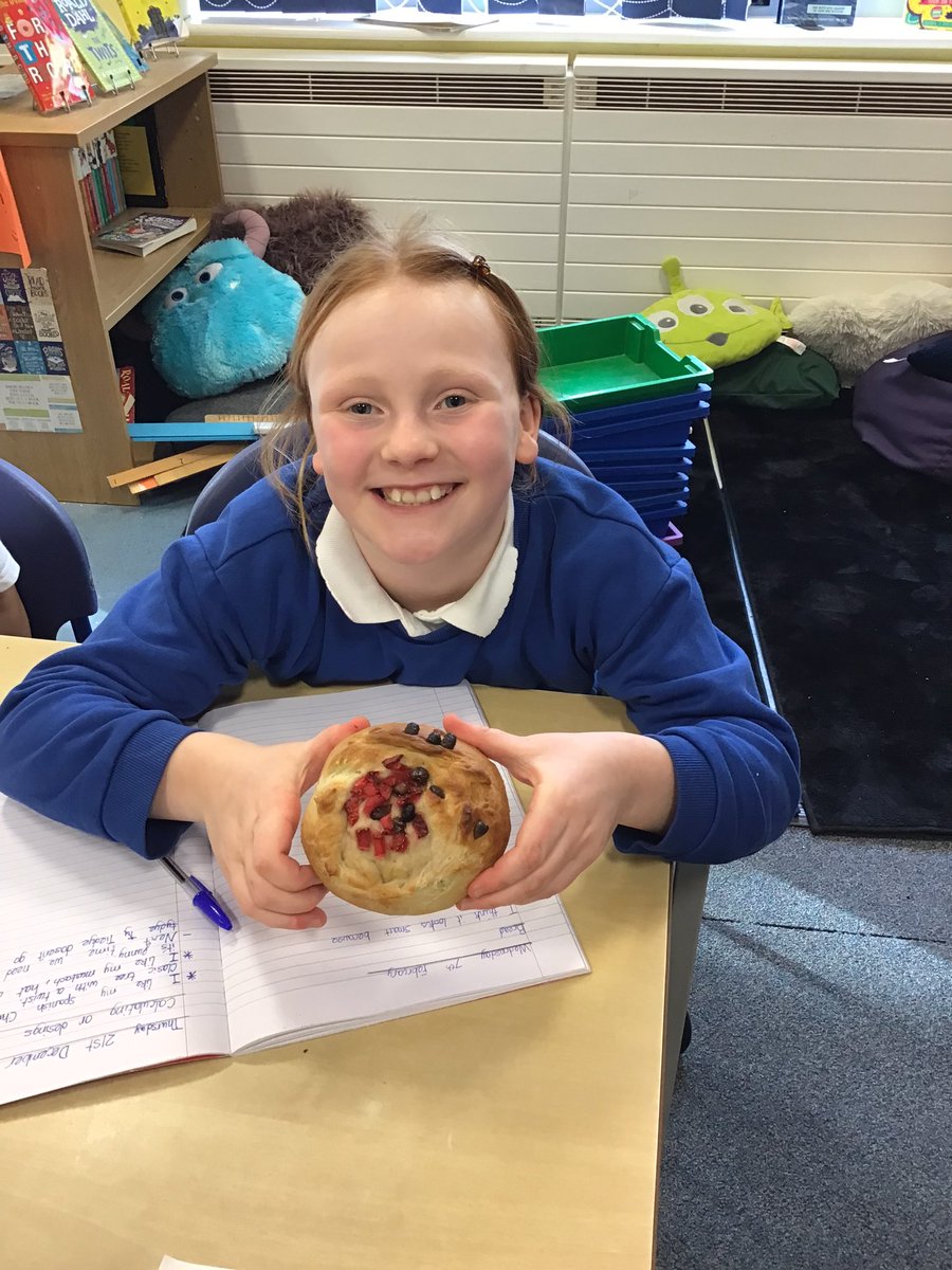 wclpsyear5's tweet photo. Just look how they turned out! 😍 🍞 #wclpsdt https://t.co/nDXpKD53Tu