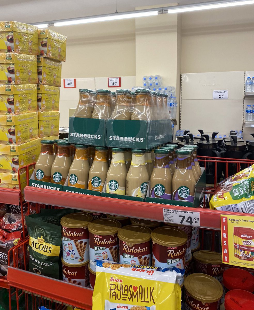 Misvak Caps (@misvakcaps) on Twitter photo Millet olarak İşgalcileri açıktan destekleyen firmaları boykot için yırtınırken Şok market Starbuck ürünlerini satmaya başladı !
Bu millet size bunun faturasını keser !
<a href="/SokMarketler/">Şok Marketler</a> <a href="/Ulker/">Ülker</a> <a href="/YildizHoldingTR/">Yıldız Holding TR</a>
#ŞokBoykot Millet olarak İşgalcileri açıktan destekleyen firmaları boykot için yırtınırken Şok market Starbuck ürünlerini satmaya başladı !
Bu millet size bunun faturasını keser !
<a href="/SokMarketler/">Şok Marketler</a> <a href="/Ulker/">Ülker</a> <a href="/YildizHoldingTR/">Yıldız Holding TR</a>
#ŞokBoykot