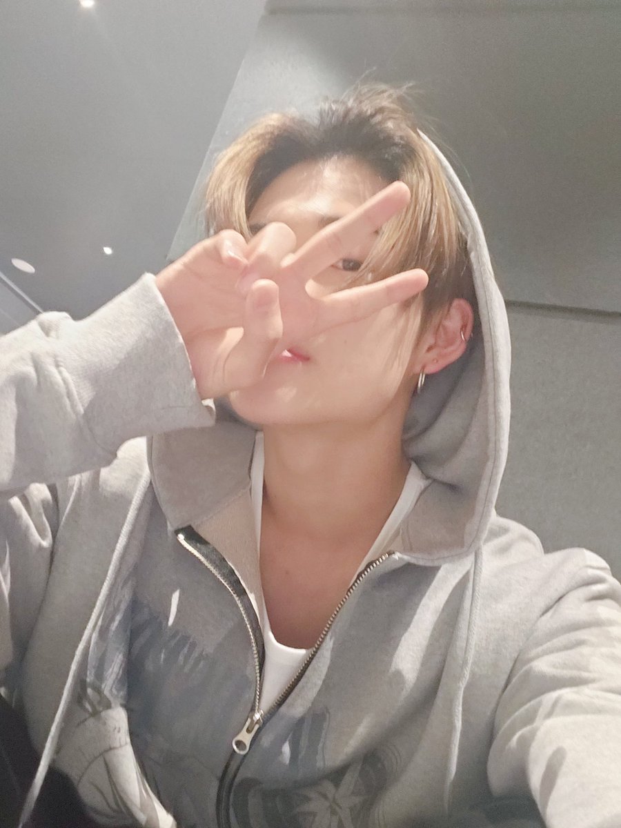 [ #니키’s Post ] 240207

#NI_KI: Going home from work heh

<a href="/ENHYPEN_members/">ENHYPEN</a> <a href="/ENHYPEN/">ENHYPEN OFFICIAL</a> #ENHYPEN #엔하이픈