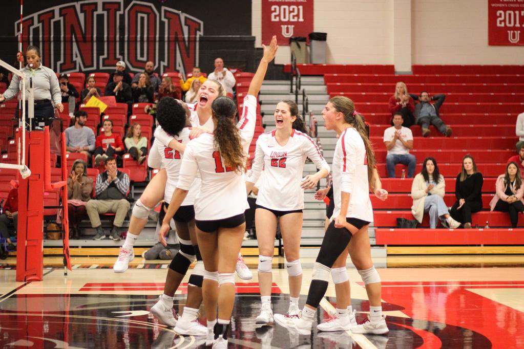 Did you know that today is the 38th anniversary of National Girls and Women in Sports Day?

We want to recognize and commend our Lady Bulldogs for how they lead and represent Union University Athletics. 

#WeAreUU | #ngwsd