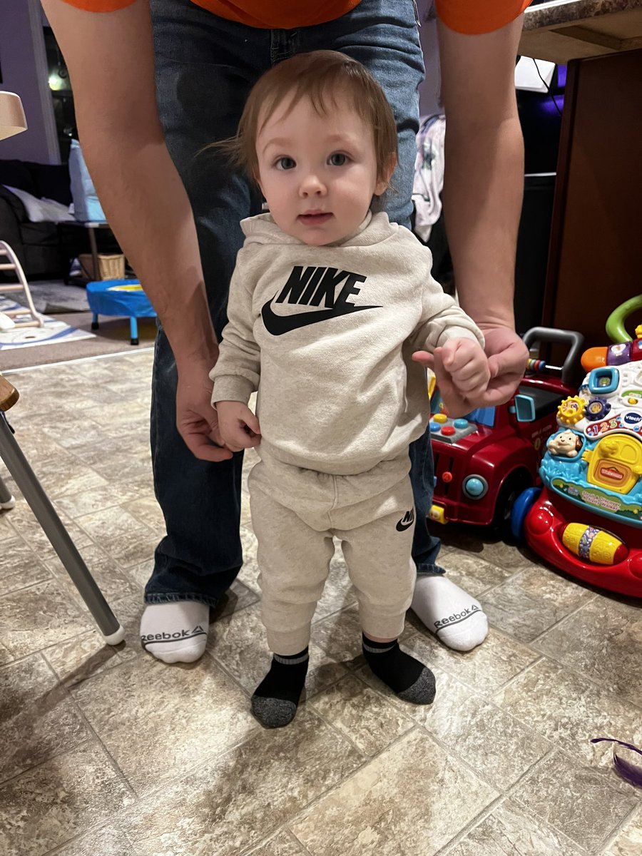 casbaby_'s tweet photo. How is this handsome hunk gonna be one this month😭 

Kipton Blake🩵 https://t.co/OyKM4WeRzO