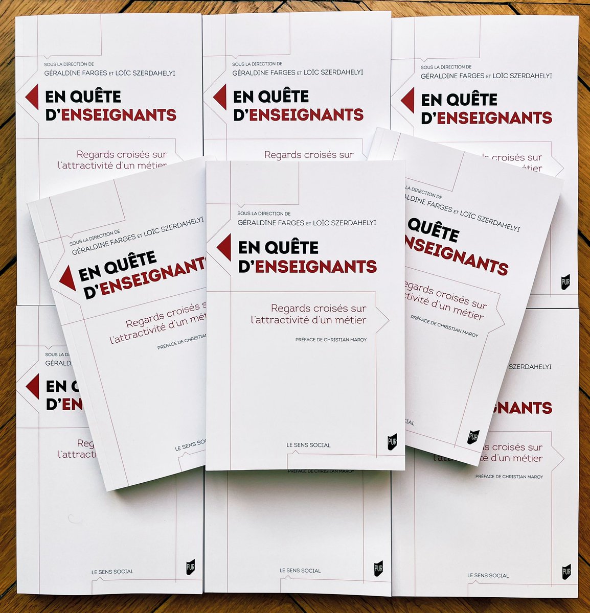 Loïc Szerdahelyi (@loicsz) on Twitter photo 📣 𝙎𝙖𝙫𝙚 𝙩𝙝𝙚 𝙙𝙖𝙩𝙚 !
🎉 L’ouvrage collectif que nous avons dirigé avec <a href="/FargesGeraldine/">Farges Géraldine</a> vient de sortir aux <a href="/PUReditions/">Presses universitaires de Rennes</a>
✨ En librairie le 22 février ! 📣 𝙎𝙖𝙫𝙚 𝙩𝙝𝙚 𝙙𝙖𝙩𝙚 !
🎉 L’ouvrage collectif que nous avons dirigé avec <a href="/FargesGeraldine/">Farges Géraldine</a> vient de sortir aux <a href="/PUReditions/">Presses universitaires de Rennes</a>
✨ En librairie le 22 février !