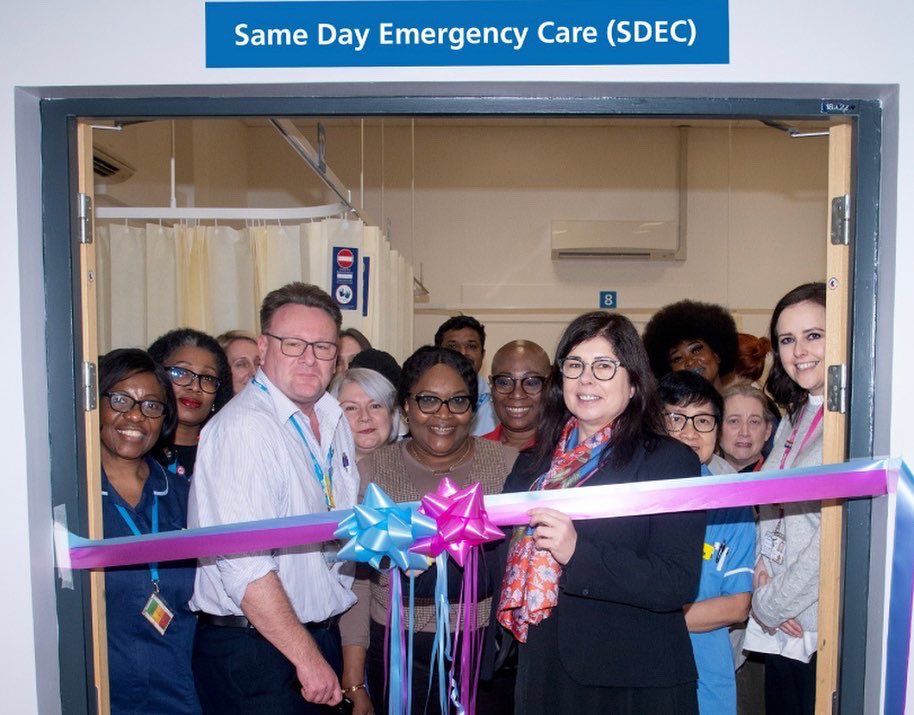 We are excited to announce that the Same Day Emergency Care (SDEC) Unit at Queen Elizabeth Hospital was officially opened today. New unit to help get LGT patients home and avoid hospital admission. Read the full story here: bit.ly/4958E7P. #TeamLGT #SDEC #NHS