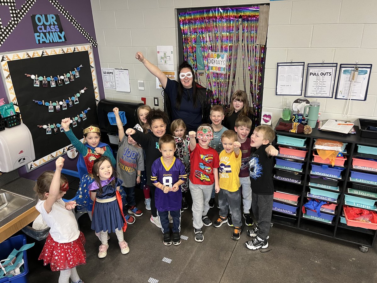 ElementaryPI's tweet photo. On Tuesday, Kindergartners celebrated the 100th day of school!  We are 100 days smarter.  Learning is our Super Power! https://t.co/Cj0ljcTkPq