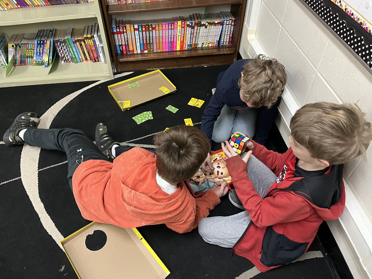 MrsLaMottGrade3's tweet photo. Our first #GlobalSchoolPlayDay activities! 🚂🪀🧩🧱 #HLWWProud #LakerProud  #HLWWLakers #3rdgrade #LakerLeaders #WeAreAllLakers 
#gspd https://t.co/CTfC826pFk