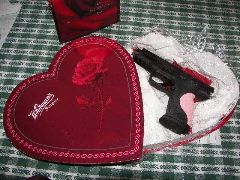 KnappWeaponry's tweet photo. Valentine's day is right around the corner... https://t.co/NemmVdVSNH