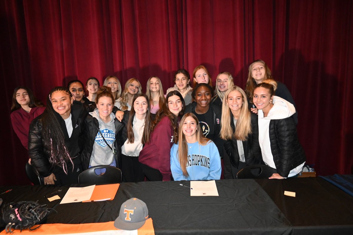 BHSLadyBulldogs's tweet photo. Congratulations to senior @AmandaP2024 on signing with Johns Hopkins University! We are so proud of you Amanda! #GoBulldogs https://t.co/6o342PHW6g