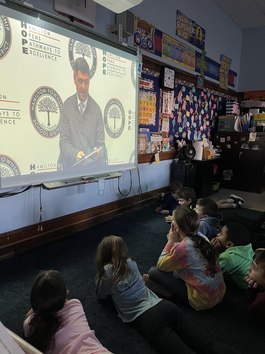 Yardville STARS listening to <a href="/ScottRRocco/">Scott Rocco, Ed.D.</a> on #WorldReadAloudDay! <a href="/WeAreHTSD/">WeAreHTSD</a> #yesSTARS #EveryDayCounts