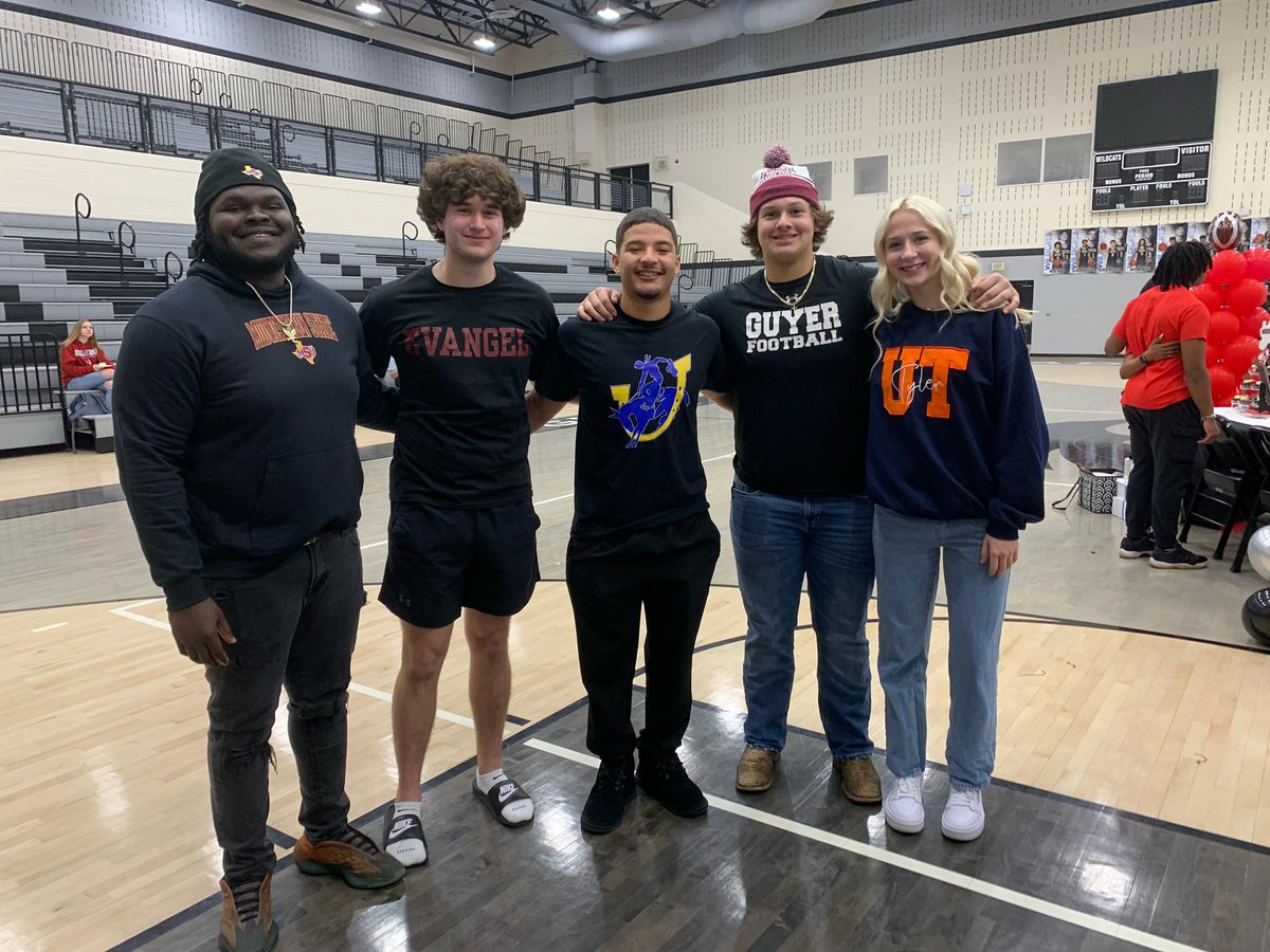 We are so proud of these Former Cowboys! These 5 signed today to continue their playing careers in college! @RCMSLadyCowboys #CREEKSIDE #5moreforthewall #BeTheStandard