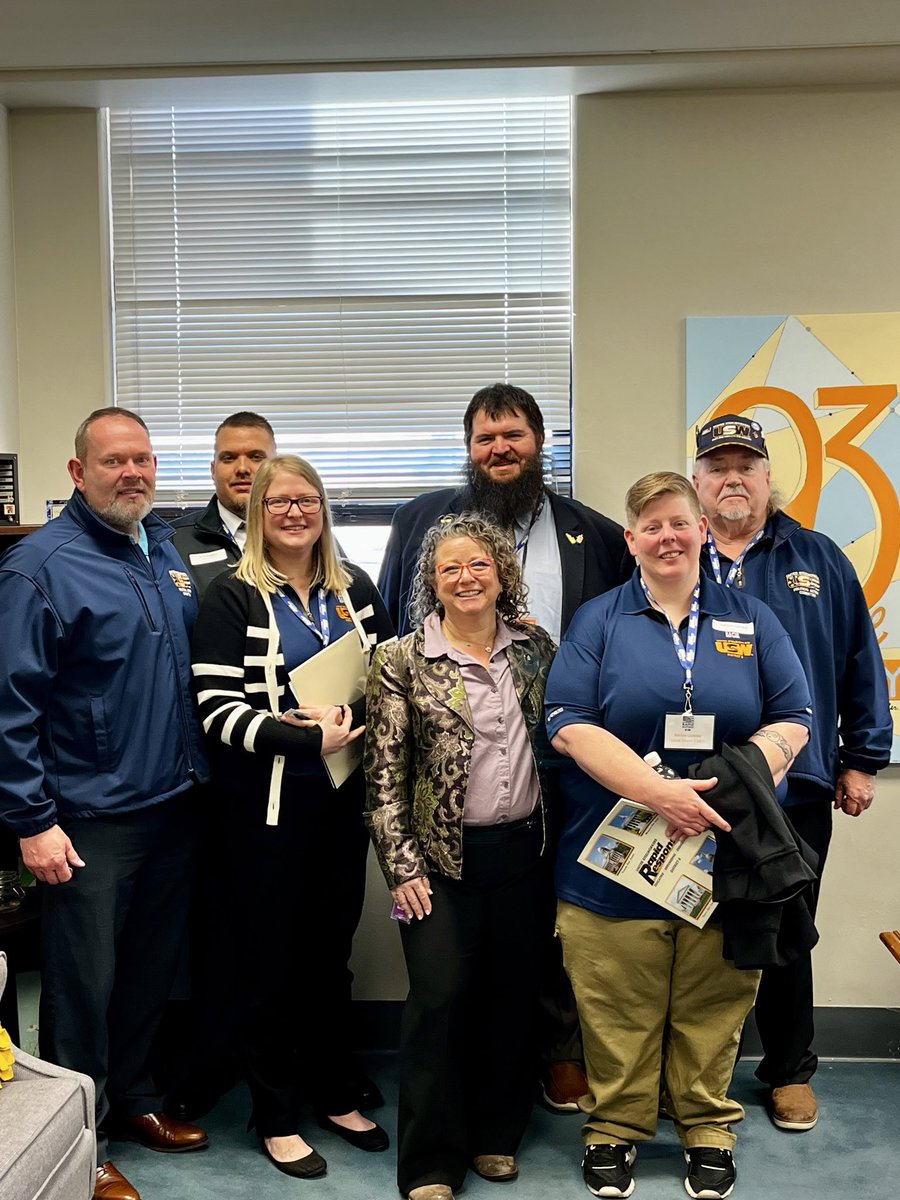 As an @AFTunion member, I’m always tickled when I get to meet my union brothers and sisters. Today’s visit was from the United Steel Workers! 💪🏻#UnionStrong @120Strong @steelworkers