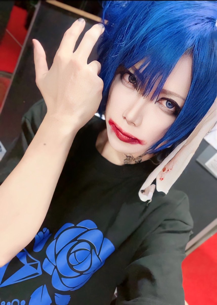 Kakusei_Koki's tweet photo. 2月7日渋谷REX
Eren生誕『君と僕の存在証明』
ありがとうございました💎

青髪コテのこうきはどうでしたか🐰💎💭 https://t.co/6uuTVFQMrJ