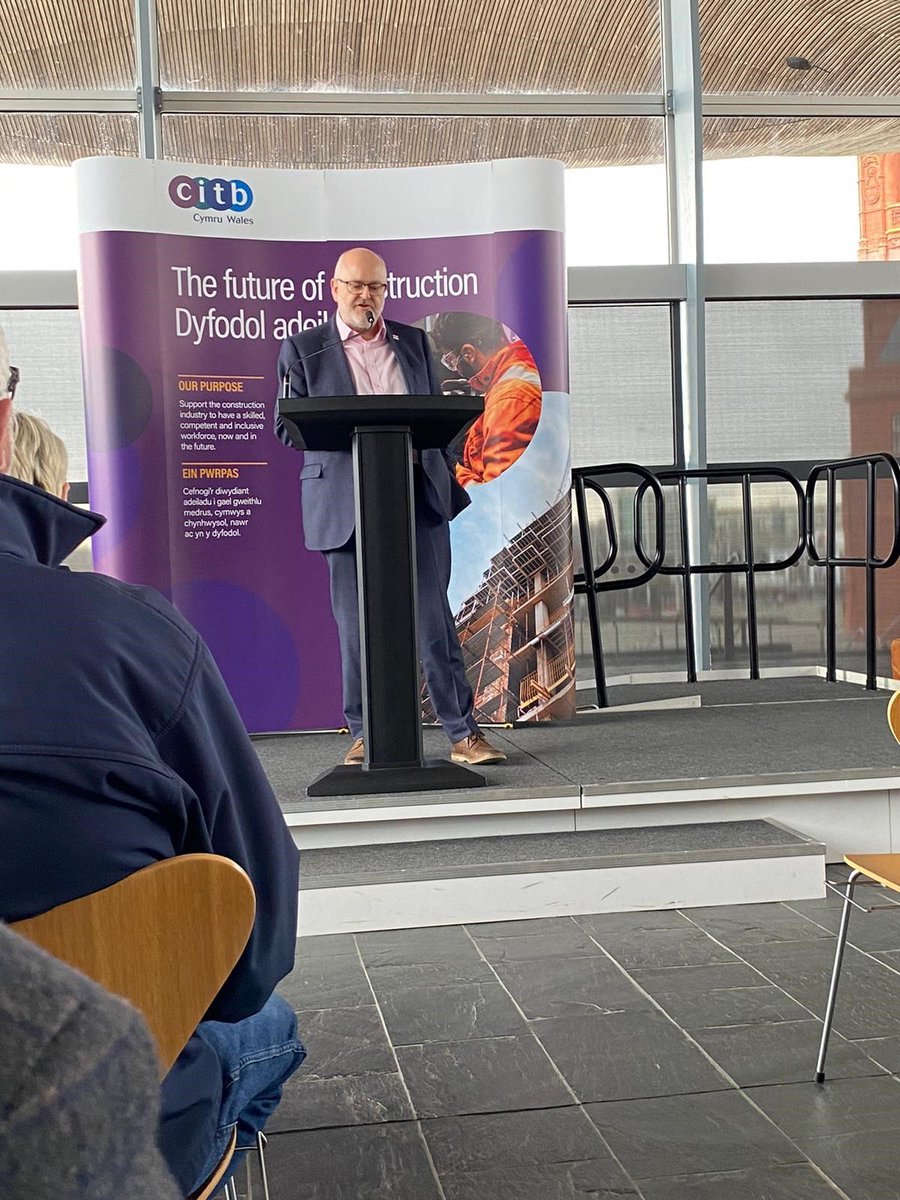 ColegauCymru's tweet image. We also heard from @ColegGwent Chief Executive @GuyLacey2 who spoke of #furthereducation #colleges as being the backbone of Construction #apprenticeships in Wales.