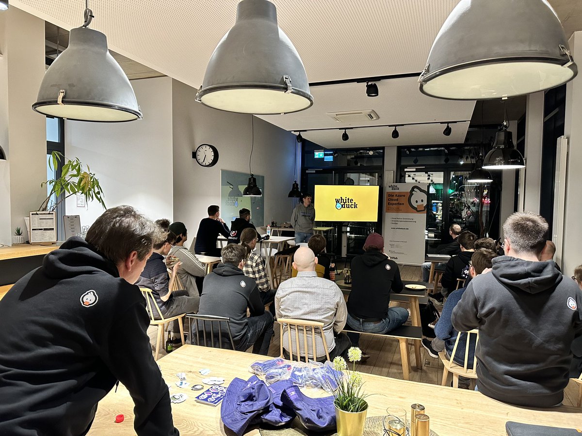 Schön, dass ihr gestern mit uns im Stellwerk18 wart. Ihr findet die Slides und den Sourcecode von den Demos hier
🔗 github.com/whiteducksoftw…
🚀 github.com/whiteducksoftw…
🚀 github.com/whiteducksoftw…

#Azure #meetup #community #dotnet #aspire <a href="/martin_jib/">Martin Brandl</a>