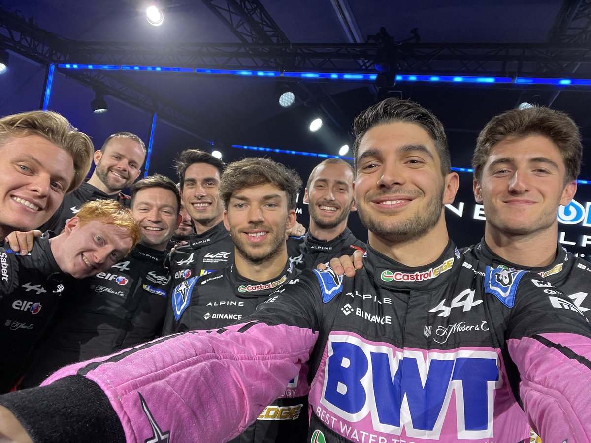 OconEsteban's tweet photo. hello 2024 🤩 whaddya think? https://t.co/J3Fz0ozthP