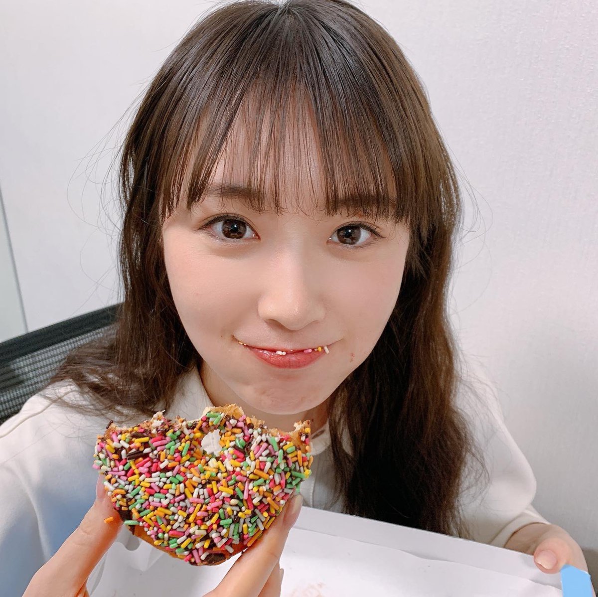 j07unxe's tweet photo. 時が経てば経つほど惹かれるのが一実さんの色なのかもしれないと思うほど、好きを更新し続けていくんです！
あなたの笑顔が原動力になるんです！
出会えて本当に良かった！
30歳のお誕生日おめでとうございます🎊
これからもずーーーーと大好きです！！！
#高山一実生誕祭 
#高山一実 https://t.co/wJgs4vwUmT