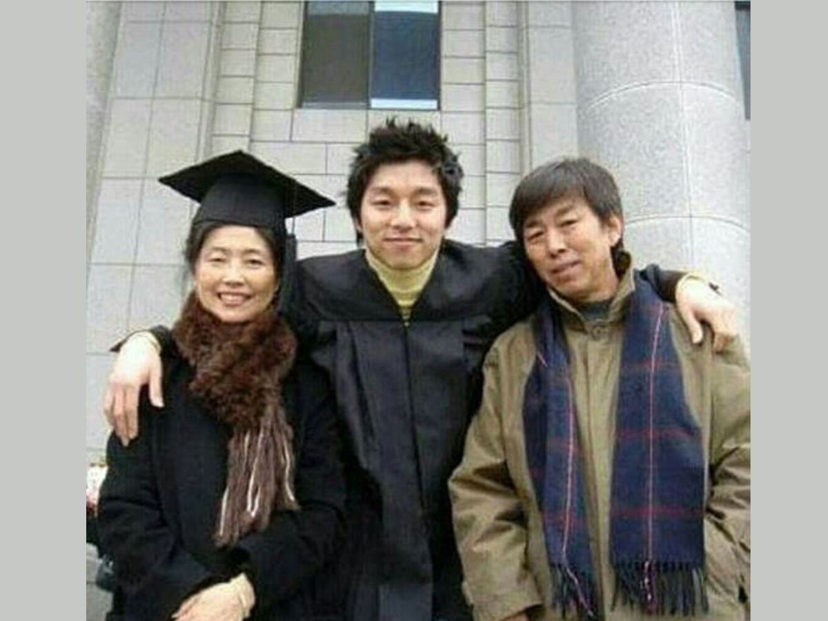 gongyoosimp's tweet image. - february 5
gong yoo's father passed away, rest in peace 🕊️🤍

🔗 source - management soop:
enews.imbc.com/News/RetrieveN…