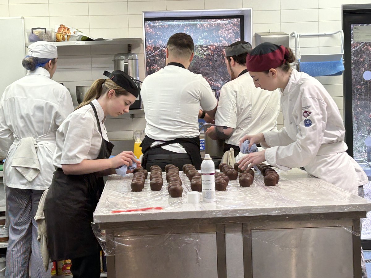 This week, 6 of our Level 2 Hospitality students had the incredible opportunity to work at @chewtonglen , alongside chefs from the Iconic Luxury Hotels and fellow students from @brockcollege and @BPCollege
