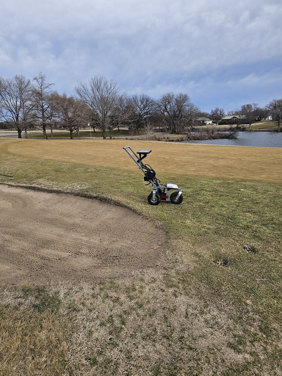 glkturftx_rick's tweet photo. 36 holes of boundaries getting mapped with sub inch accuracy.  

Contact us if you'd like to learn how we can apply this tech to your agronomic plan https://t.co/sVmhRCRsha