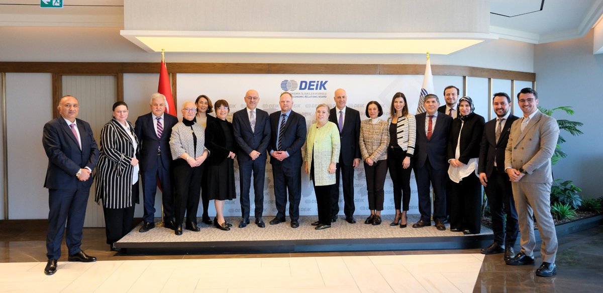 KHamiltonNATO's tweet photo. My thanks to DEiK’s Türkiye-Canada Business Council for inviting me to Istanbul to take part in their first board meeting of 2024, under the leadership of new Chair, Mehmet Yılmaz. Had a great conversation with the entire board about the opportunities ahead for enhanced trade and investment. 
🇹🇷🇨🇦
#İşimizTicariDiplomasi