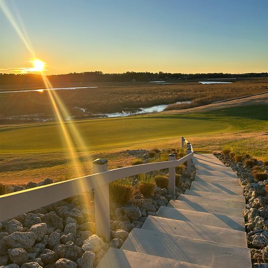 golfmaster's tweet photo. Good Morning from Arnold Palmers Rivers Edge Golf Club
Shallotte, NC

Proud Member of the Myrtle Beach Golf Trail 
#MyrtleBeachGolf #MyrtleBeachGolfTrail #BrunswickNCGolfTrail #NorthCarolinaGolfCoast #MBGolfApp https://t.co/KrSFKXk4bz