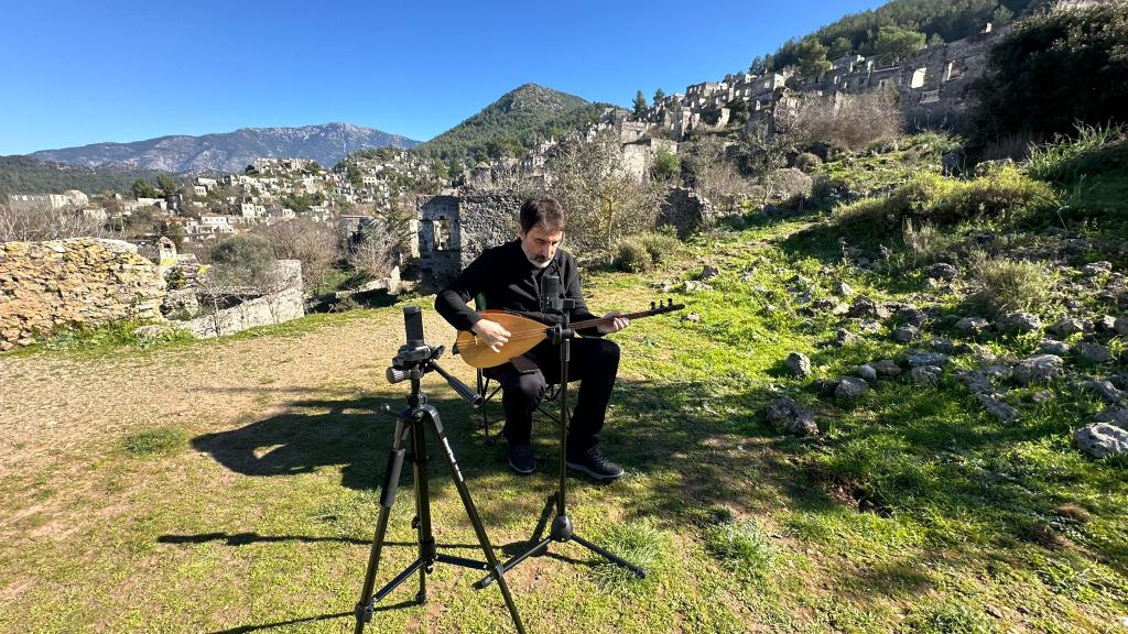 kedervisnecurug's tweet photo. NOKTA 

Söz: Sıdkî Baba
Müzik: Hasan Albayrak (Âşık Pervâne) 

https://t.co/tuC0BZp2v6 https://t.co/4WBDdkt7Vj