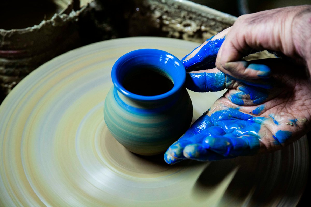 Inizia ad Urbino il 12 febbraio il progetto BLU, IL COLORE DELLA CUCCAGNA, collocato nella natura operosa di #Pesaro2024 e attuato da <a href="/casasponge/">Casa Sponge</a> e a cura di Giovanni Gaggia, per poi svilupparsi nell'intero anno toccando tutto il territorio 🔵⚱️

pesaro2024.it/2024/02/dal-12…