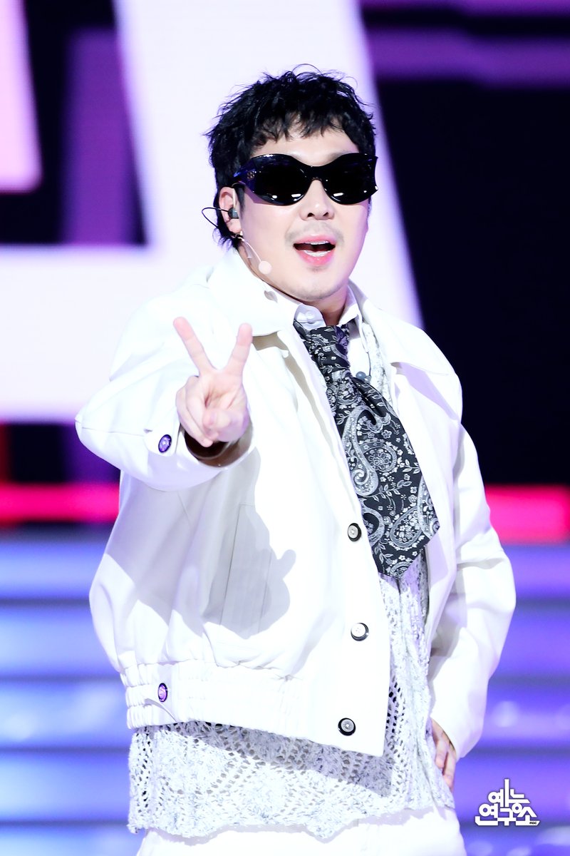 MBC_entertain's tweet photo. 둘, 셋! 맛있겠습니다!
리더 JS😎 메인래퍼 하하🎤
231231 #가요대제전 #원탑 #ONETOP #유재석 #하하 @antennamusic @QUAN_ENT https://t.co/UScrE95oqA