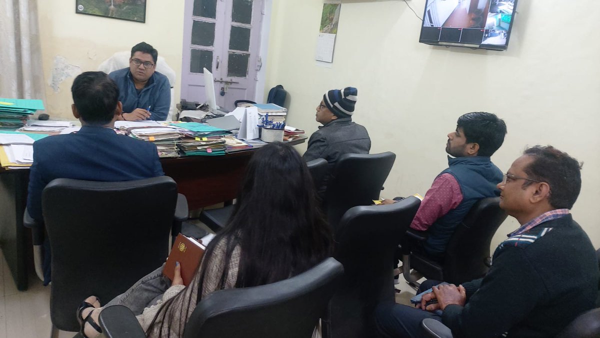 brlps_rohtas's tweet photo. Today's meeting with the District Forest Officer(Rohtas),District Agriculture Officer(Rohtas) and DPM sir(Jeevika)Rohtas regarding finalisation of Didi Ki Nursery by Forest Department for FY:2023-24
@brlps_jeevika 
@PrasannKumar12 https://t.co/qhQV1Tvl3N