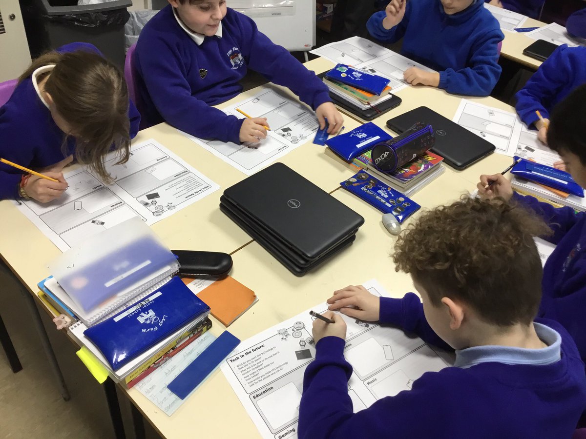 LeysFarm's tweet photo. Yesterday, Year 5 enjoyed taking part in activities for Safer Internet Day. We designed our own community apps and discussed what we thought technology would look like in 20 years! #LFJS #LFJScomputing #SaferInternetDay2024 https://t.co/yD3UAJUx5L