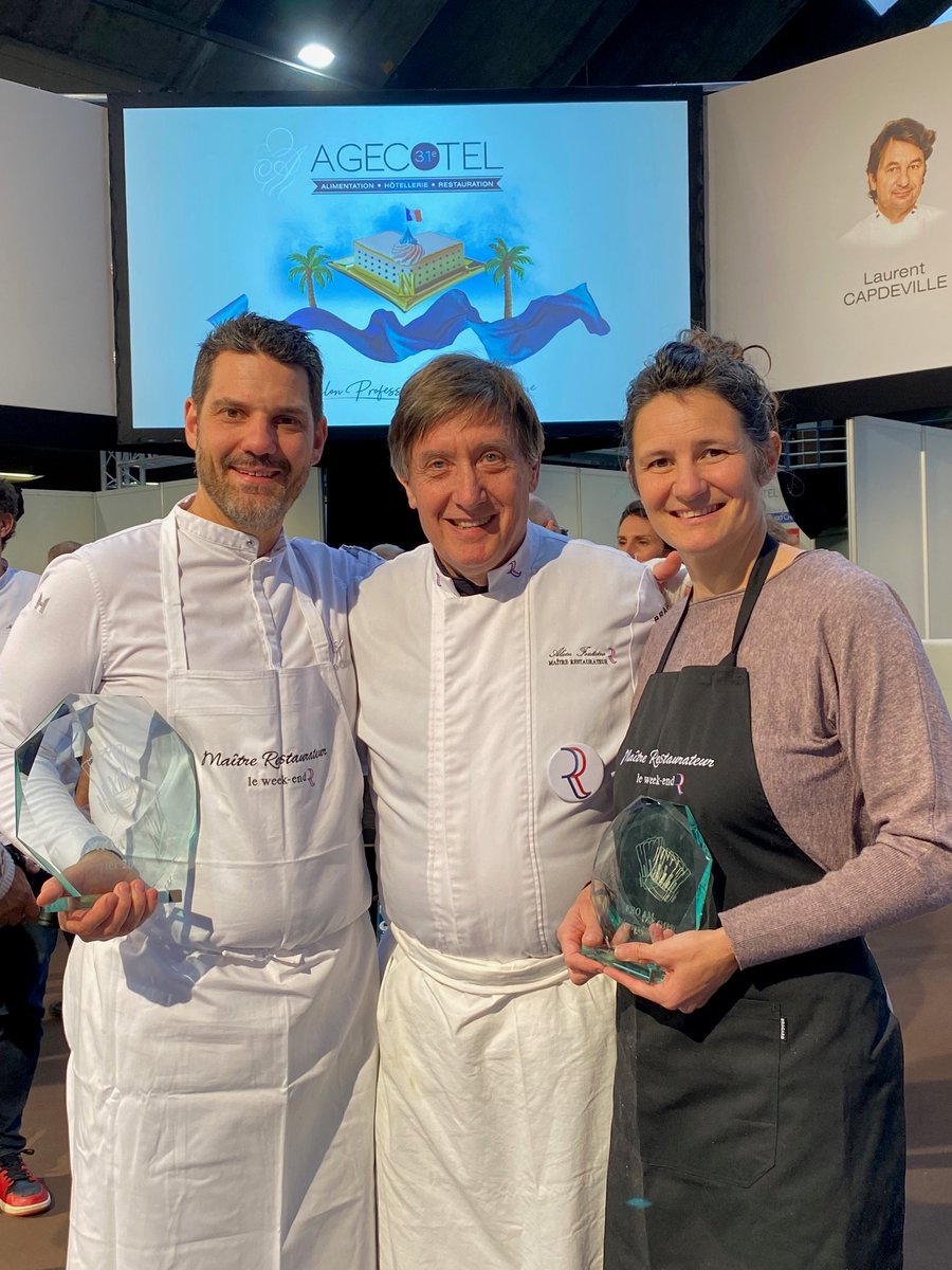 LeMesturet's tweet photo. En ce début de semaine, Alain Fontaine représentait l'Association Française des Maîtres Restaurateurs à l'AGECOTEL à Nice et présidait le jury du concours Pro AM Maîtres Restaurateurs.
#agecotel #concoursculinaire #maitresrestaurateurs #cuisinemaison #faitmaison #Nice https://t.co/9VQQX96WvI