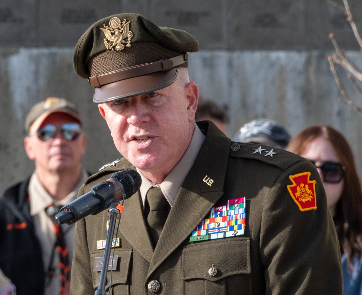 Wishing <a href="/TAGofPA/">Major General John R. Pippy</a> Maj. Gen. Mark J. Schindler, the 54th Adjutant General of Pennsylvania, a very happy birthday today! Thank you for your service to our commonwealth and country. 🎂