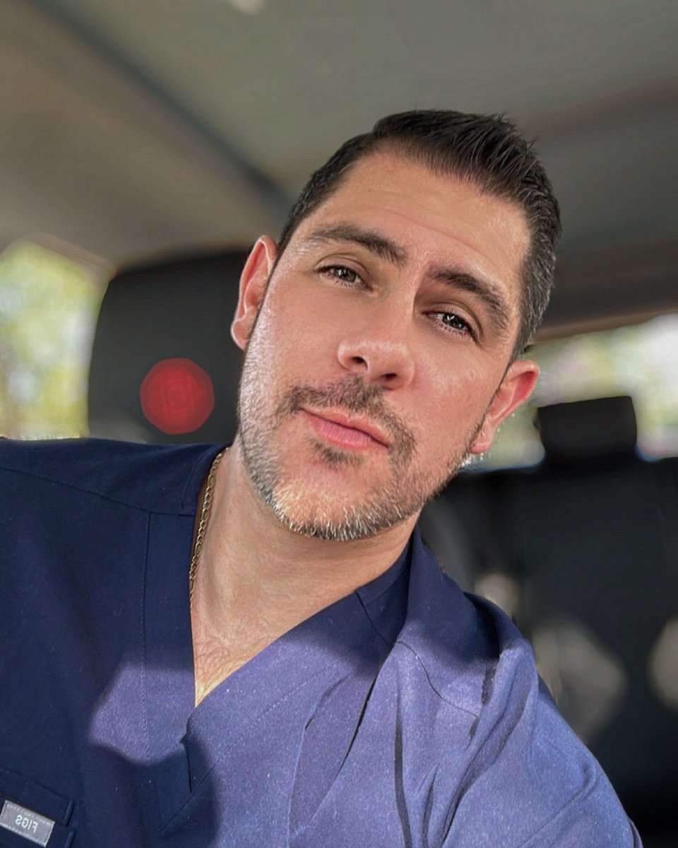 macoboca's tweet photo. Bonito miércoles de trabajo para todxs! 🙌🏻🫰🏻 https://t.co/jV7oonraQs