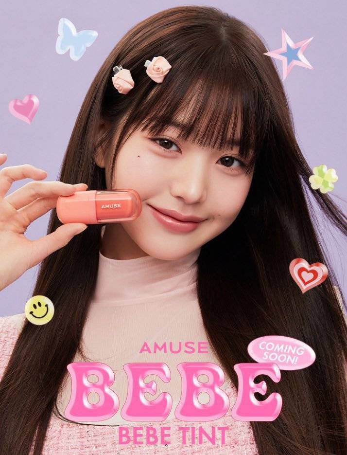 dia adalah peri yang menjelma menjadi gadis mawar merah muda! 🌸