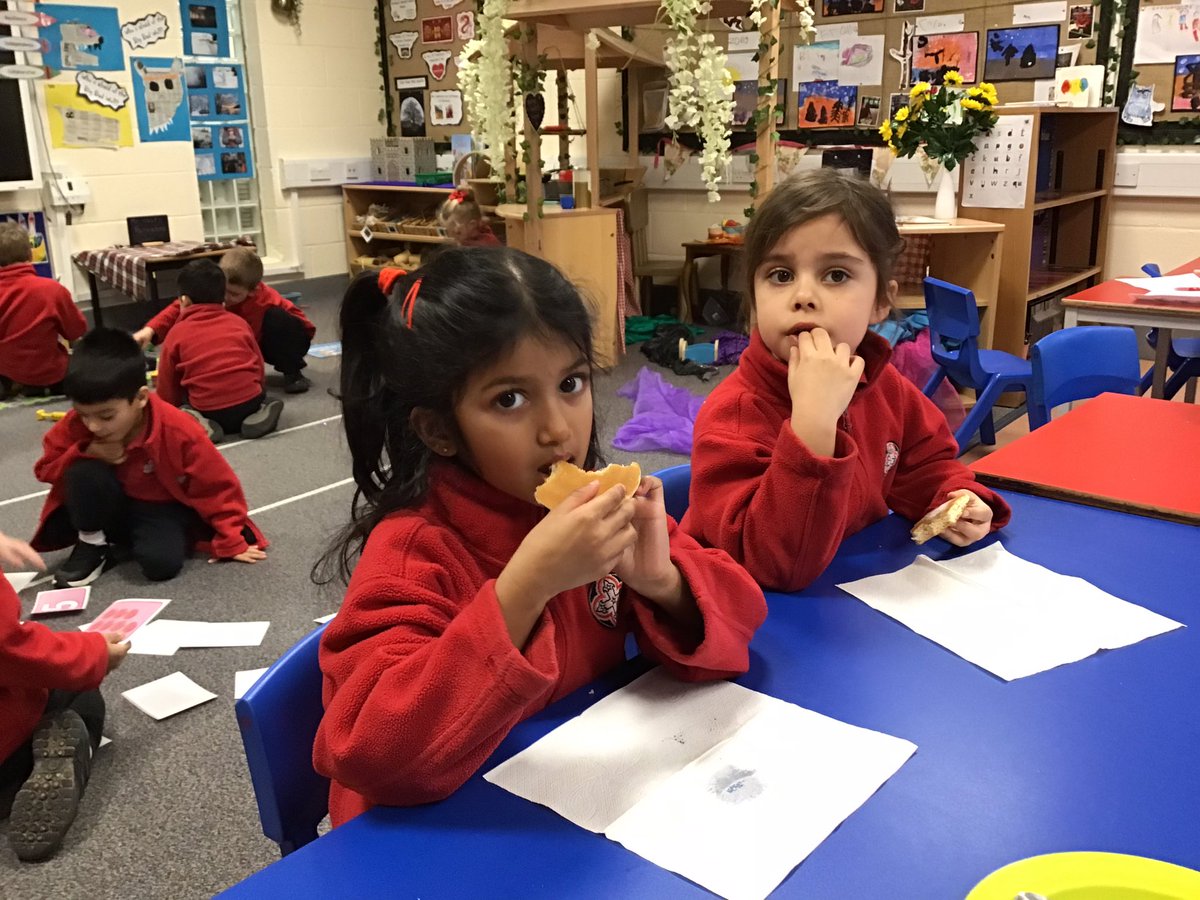 BGS_LowerSch's tweet photo. After reading Mr Wolf’s Pancakes, Reception enjoyed tasting pancakes with their friends. #bgs_reception https://t.co/YSGngWC5yF