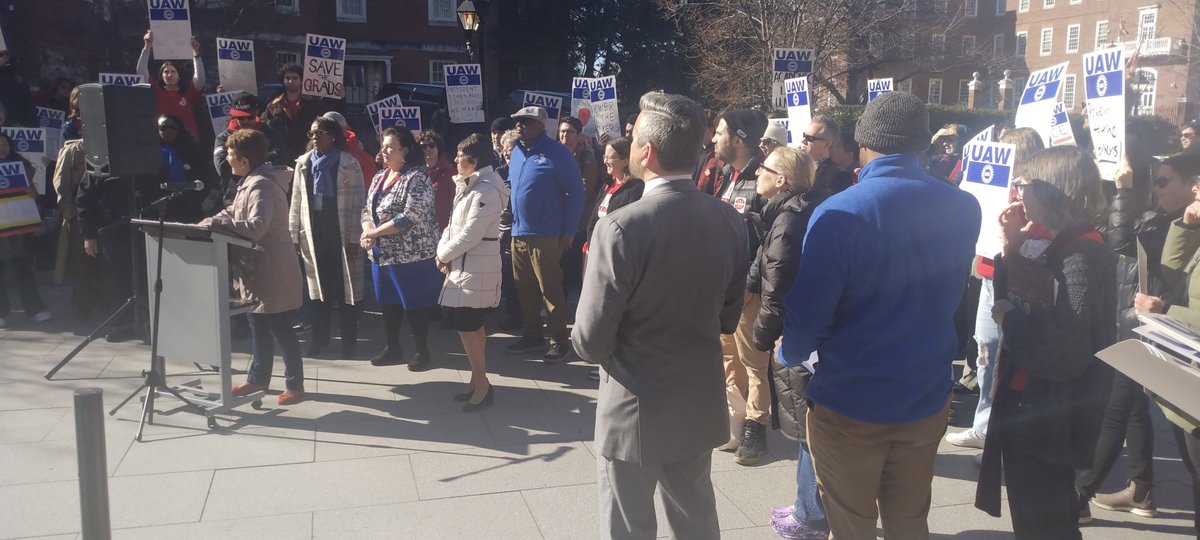 UMD_GLU's tweet photo. Del. Foley speaking at our rally for #CollectiveBargainingNow https://t.co/ouLT9HohTN