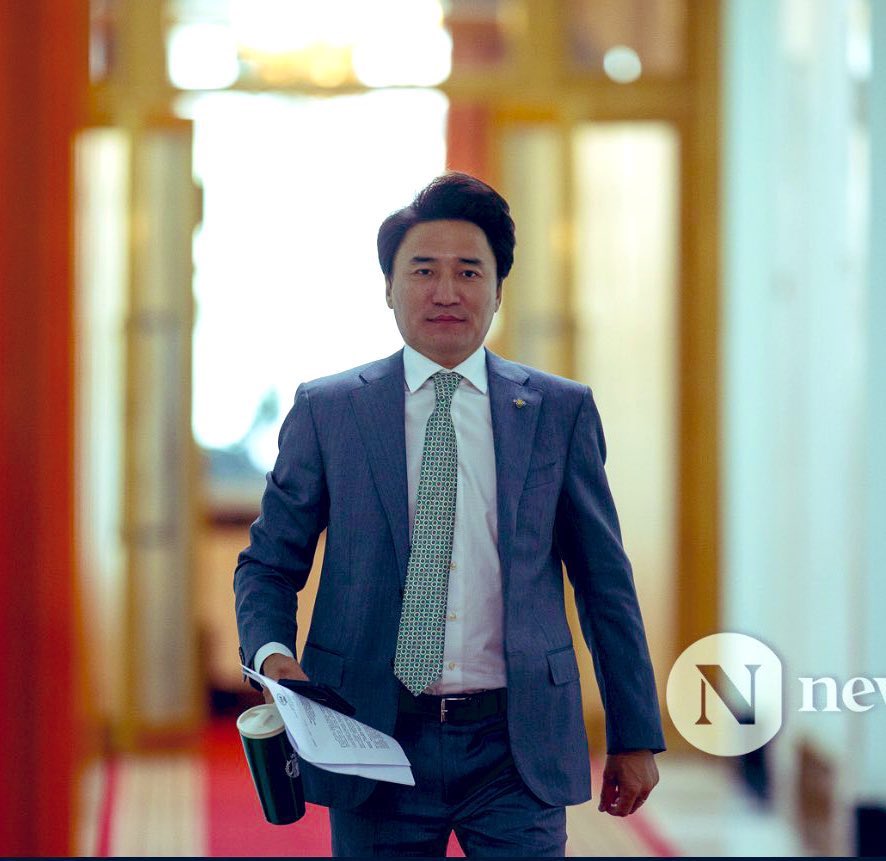 Эрчүүд үсчингээ хуурах үед…😝<a href="/Daimka07/">Гонгорын Дамдинням</a>