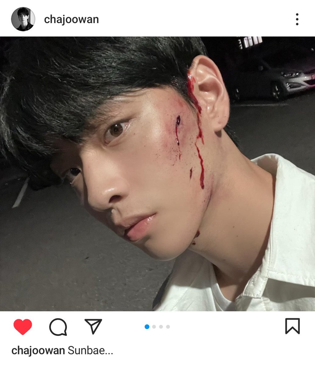 hubboyslove's tweet photo. O HOMEM ENLOUQUECEU! Em mais um surtinho de ciúmes, Taevin agora está respondendo até mesmo os fãs nas fotos de Joowan! 😅 #LoveForLovesSake https://t.co/BdHUgNA6g3