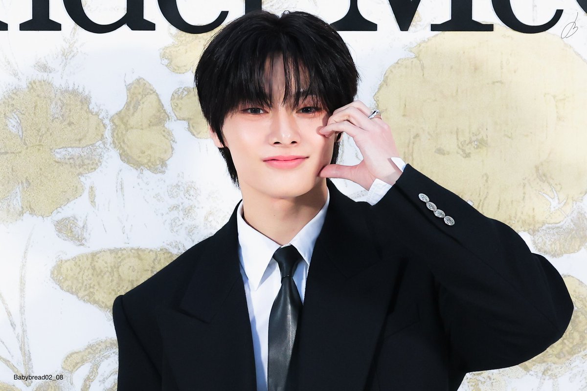#HappyINDay
#PrinceOfVocals_IN_Day
#아이엔_생일이다_크림채우자