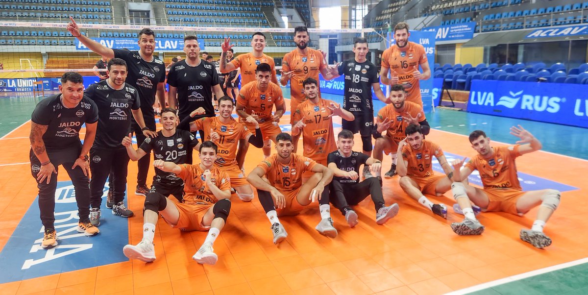 #LVARUS Importante victoria de Monteros Vóley por 3-0 ante <a href="/caslamatadores/">CASLA Voley Masculino</a> con parciales de 25-15, 25-23 y 25-22. Gran trabajo del equipo dirigido por Leonardo Patti.

🔥 <a href="/Lucasfrontini/">Lucas Frontini</a> fue el máximo anotador del encuentro con 15 puntos.

#OrgulloNaranja 🧡