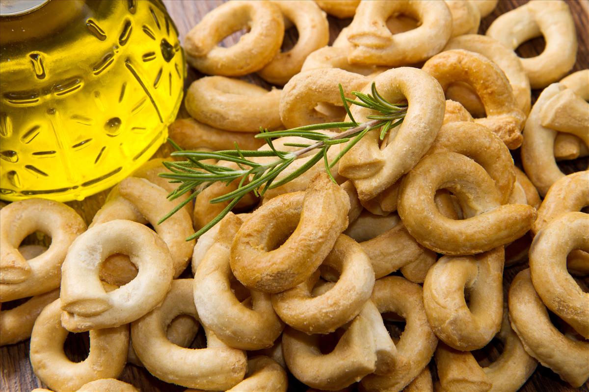 T_Divinae's tweet photo. 👌Scopri i nostri irresistibili taralli (dolci o salati)... ma occhio, uno tira l'altro!

🥰Scegli la qualità e la salute con Terre Divinae.
#cibo #Puglia #territorio #cucina #foodlover #MadeinItaly #mangiaresano #enogastronomia #sapori #ProdottiTipici

🔗https://t.co/LDf9VB2NPq https://t.co/y0z9dyYvbl