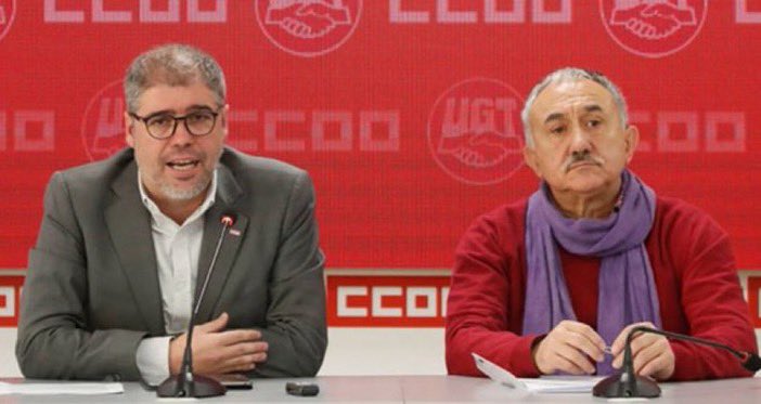 capTercio's tweet photo. Los comegambas mayores del reino dicen que no apoyan la #tratorada contra el gobierno títere de la Agenda 2030 dictada por Bruselas porque para ellos los que se manifiestan no son trabajadores, sino que son empresarios del campo. https://t.co/NTn1QsYPJH
