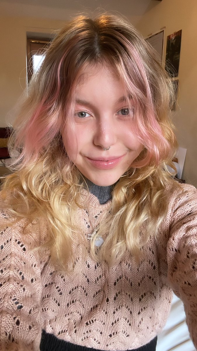 Bunny 🐇 tweet media