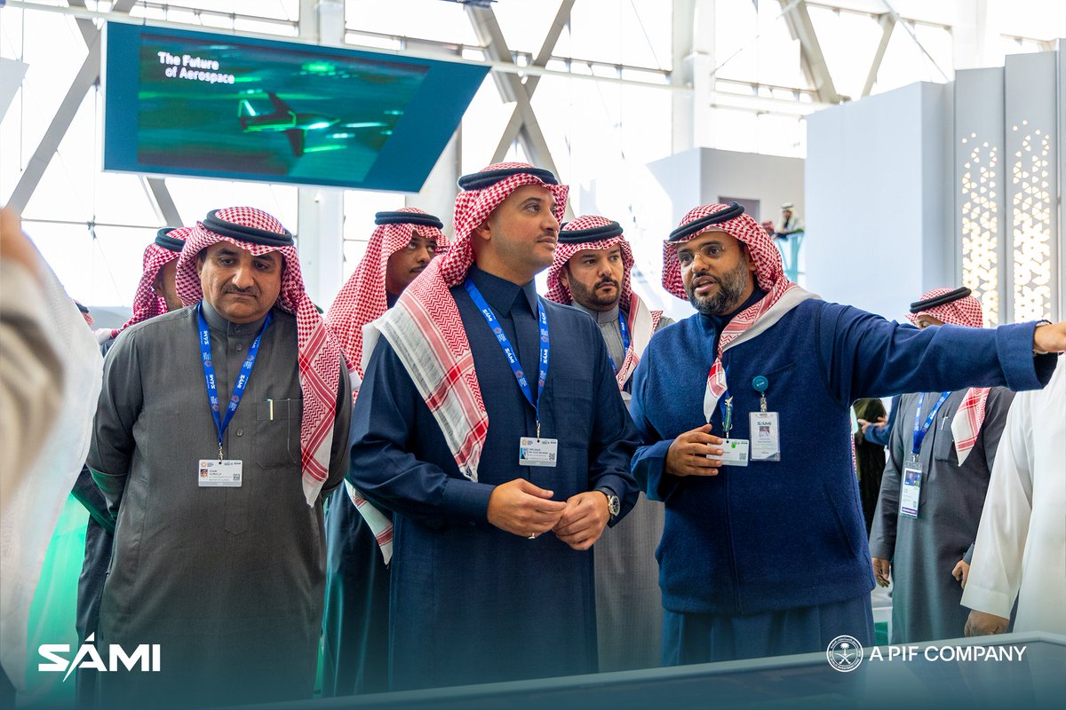 أثناء زيارته لجناحنا في معرض الدفاع العالمي 2024؛ شاهد صاحب السمو الملكي الأمير سعود بن طلال بن بدر، محافظ الأحساء مجموعة واسعة من المعدات الحربية المتطورة والأنظمة الدفاعية المزودة بأحدث التقنيات التي نحظى بها.

#نبني_مستقبل_الدفاع 
#للغد_نستعد

We were honored to welcome HRH