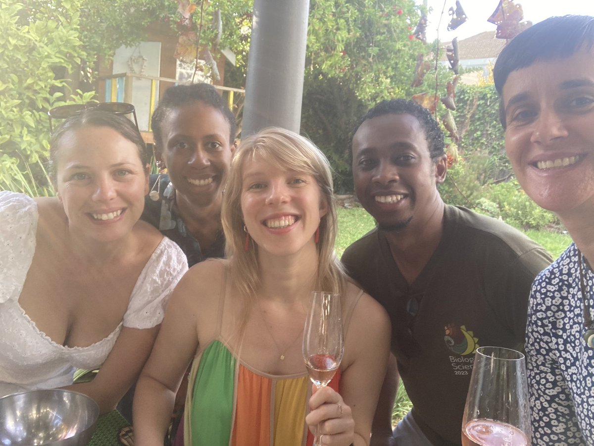 Congratulations 🙌🏽🥂🍾 to Dr Rieneke Weij @rienekeweij on the publication of her <a href="/Nature/">nature</a> paper!! 📝🤩

We are all really proud of you ☺️

<a href="/heri_uct/">HERI</a> <a href="/UCT_news/">UCT</a> <a href="/UCTgeology/">UCT Geology</a>