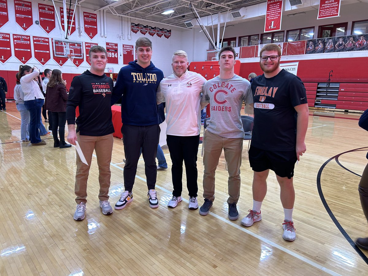 Marcus Stone tweet media