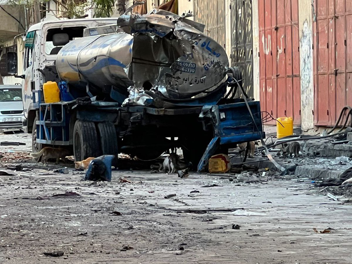 BREAKING: Israel just bombed a water distribution truck in Gaza, killing 13 Palestinian civilians, including 7 children, who were in desperate need of water. Innocent, thirsty civilians.