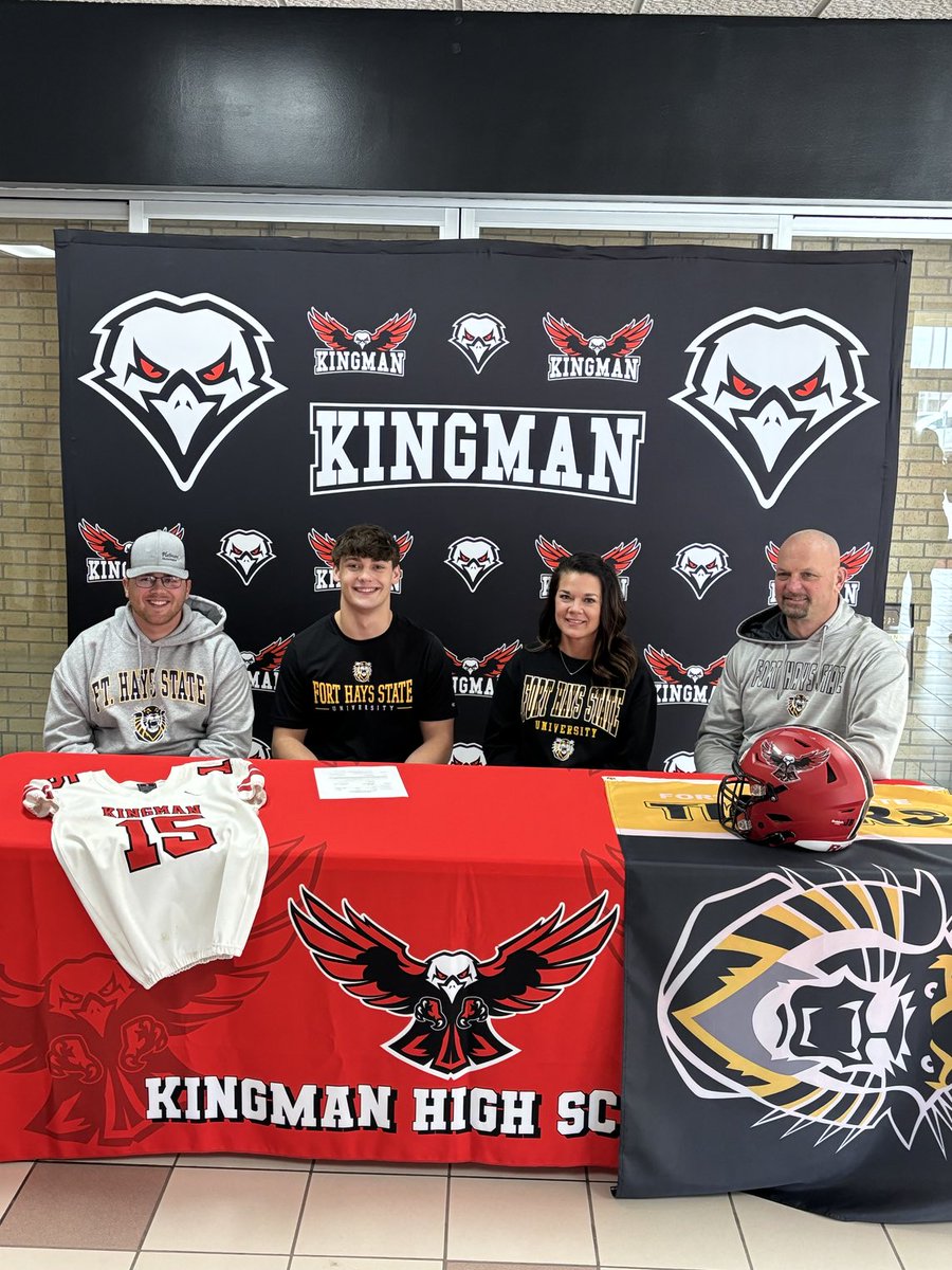 Tristen Davidson will play football at Fort Hays State University next fall!