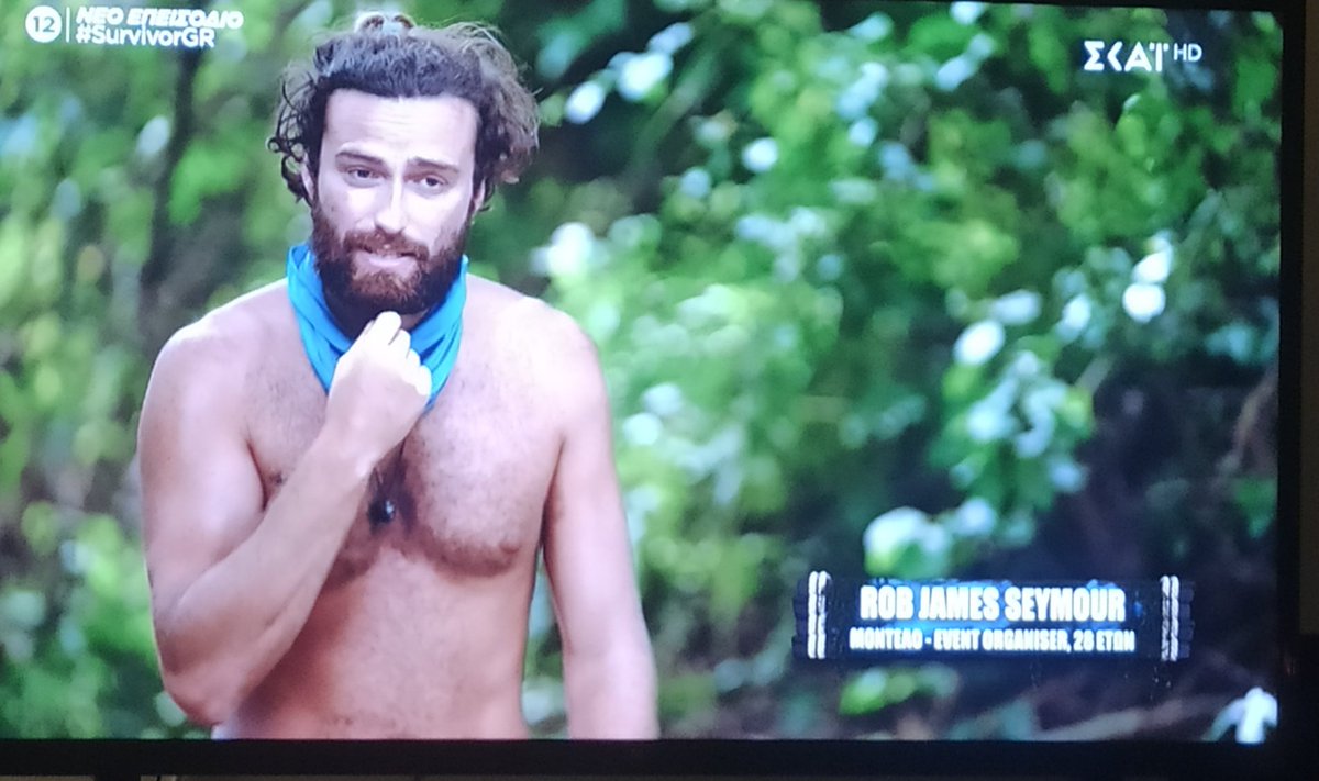 GeorGrigo's tweet photo. Rob for the WIN 🏆...Μόνο και μόνο για τις κοπέλες των μπλέ! #survivorGR https://t.co/wTrXtKixjg