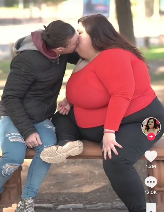 cuando es el cumple de tu primito de Colon y le tenes que inflar los globos